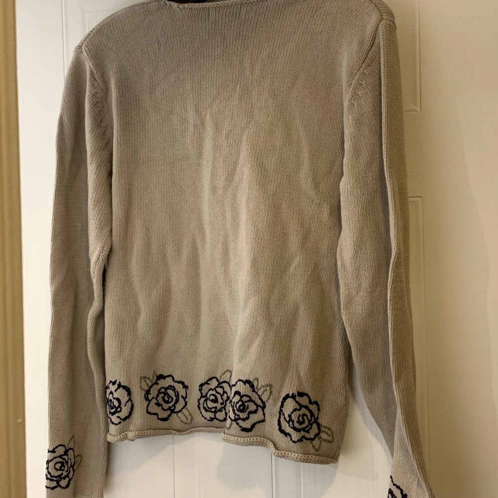 Beautiful Jackpot Sweater in Taupe, size 3 - Picture 3 of 4